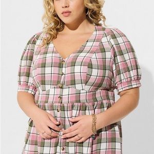 Torrid Size 6 NWT Babydoll Crinkle Flannel Gauze Button Up Short Sleeve